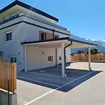 H19: Modern Wellness Retreat With Panoramic Rooftop Terrace Holiday home