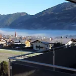 Сasa de vacaciones H19 - Modernes 145qm, 3sz, Wellnessbereich Mit Sauna Und Dachterrasse Mit Panoramablick, Kühlen Und Heizen Mit Geothermie *