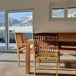 H19 - Modernes 145qm, 3sz, Wellnessbereich Mit Sauna Und Dachterrasse Mit Panoramablick, Kühlen Und Heizen Mit Geothermie Сasa de vacaciones *