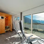 H19 - Modernes 145qm, 3sz, Wellnessbereich Mit Sauna Und Dachterrasse Mit Panoramablick, Kühlen Und Heizen Mit Geothermie