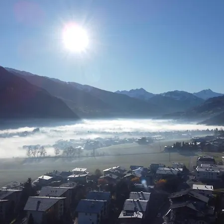 H19: Modern Wellness Retreat With Panoramic Rooftop Terrace *