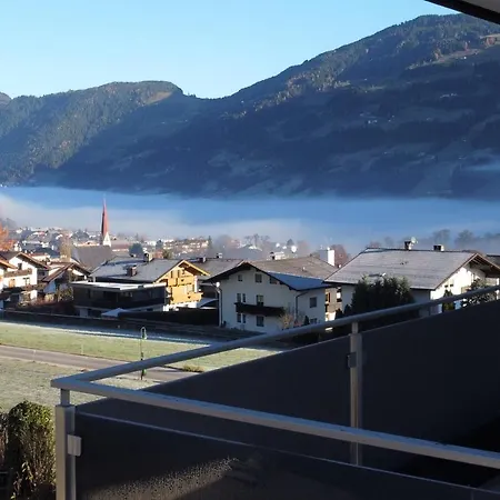 Holiday home H19: Modern Wellness Retreat With Panoramic Rooftop Terrace *