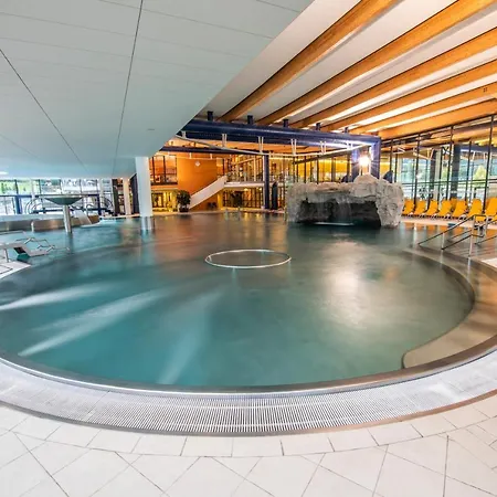 Holiday home H19: Modern Wellness Retreat With Panoramic Rooftop Terrace Fuegen