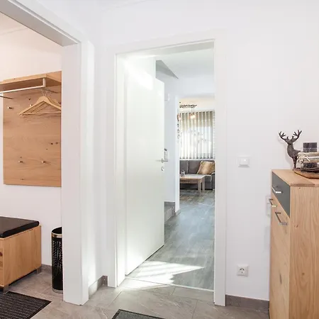 H19 - Modernes 145qm, 3sz, Wellnessbereich Mit Sauna Und Dachterrasse Mit Panoramablick, Kuehlen Und Heizen Mit Geothermie * 菲根