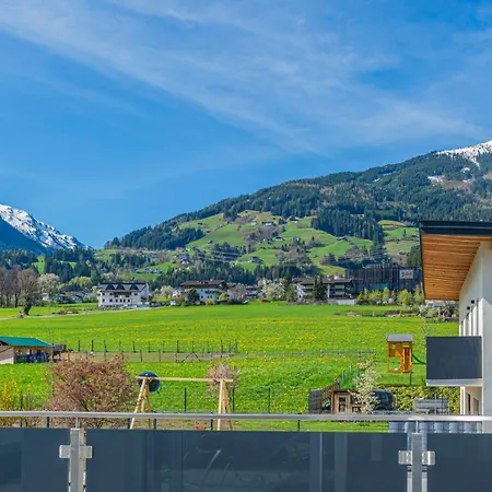 H19 - Modernes 145qm, 3sz, Wellnessbereich Mit Sauna Und Dachterrasse Mit Panoramablick, Kuehlen Und Heizen Mit Geothermie Fügen