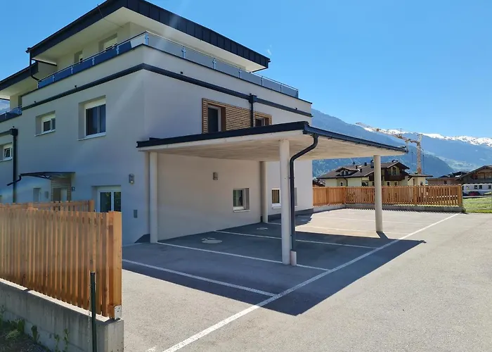 H19 - Modernes 145qm, 3sz, Wellnessbereich Mit Sauna Und Dachterrasse Mit Panoramablick, Kuehlen Und Heizen Mit Geothermie Nyaraló