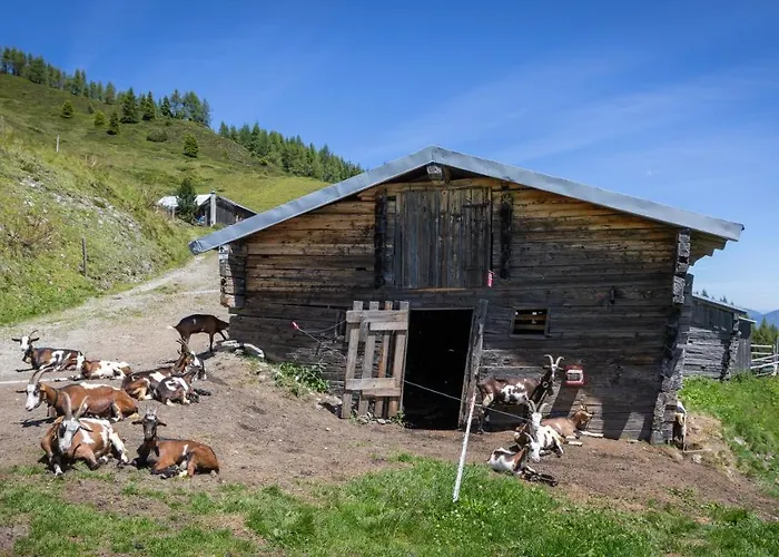 H19 - Modernes 145qm, 3sz, Wellnessbereich Mit Sauna Und Dachterrasse Mit Panoramablick, Kuehlen Und Heizen Mit Geothermie Feriehus