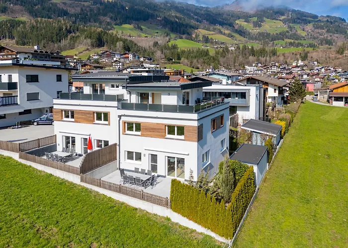 H19 - Modernes 145qm, 3sz, Wellnessbereich Mit Sauna Und Dachterrasse Mit Panoramablick, Kuehlen Und Heizen Mit Geothermie Casa vacanze Fügen