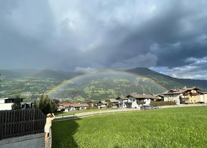 Hébergement de vacances H19 - Modernes 145qm, 3sz, Wellnessbereich Mit Sauna Und Dachterrasse Mit Panoramablick, Kuehlen Und Heizen Mit Geothermie Fügen