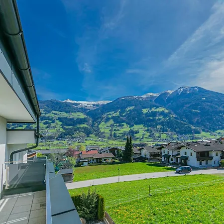 H19 - Modernes 145qm, 3sz, Wellnessbereich Mit Sauna Und Dachterrasse Mit Panoramablick, Kuehlen Und Heizen Mit Geothermie فغن