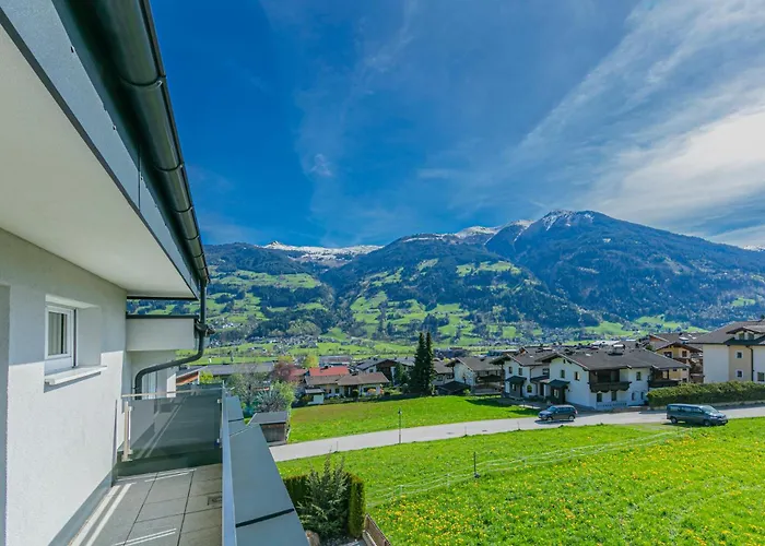 H19 - Modernes 145qm, 3sz, Wellnessbereich Mit Sauna Und Dachterrasse Mit Panoramablick, Kuehlen Und Heizen Mit Geothermie فغن